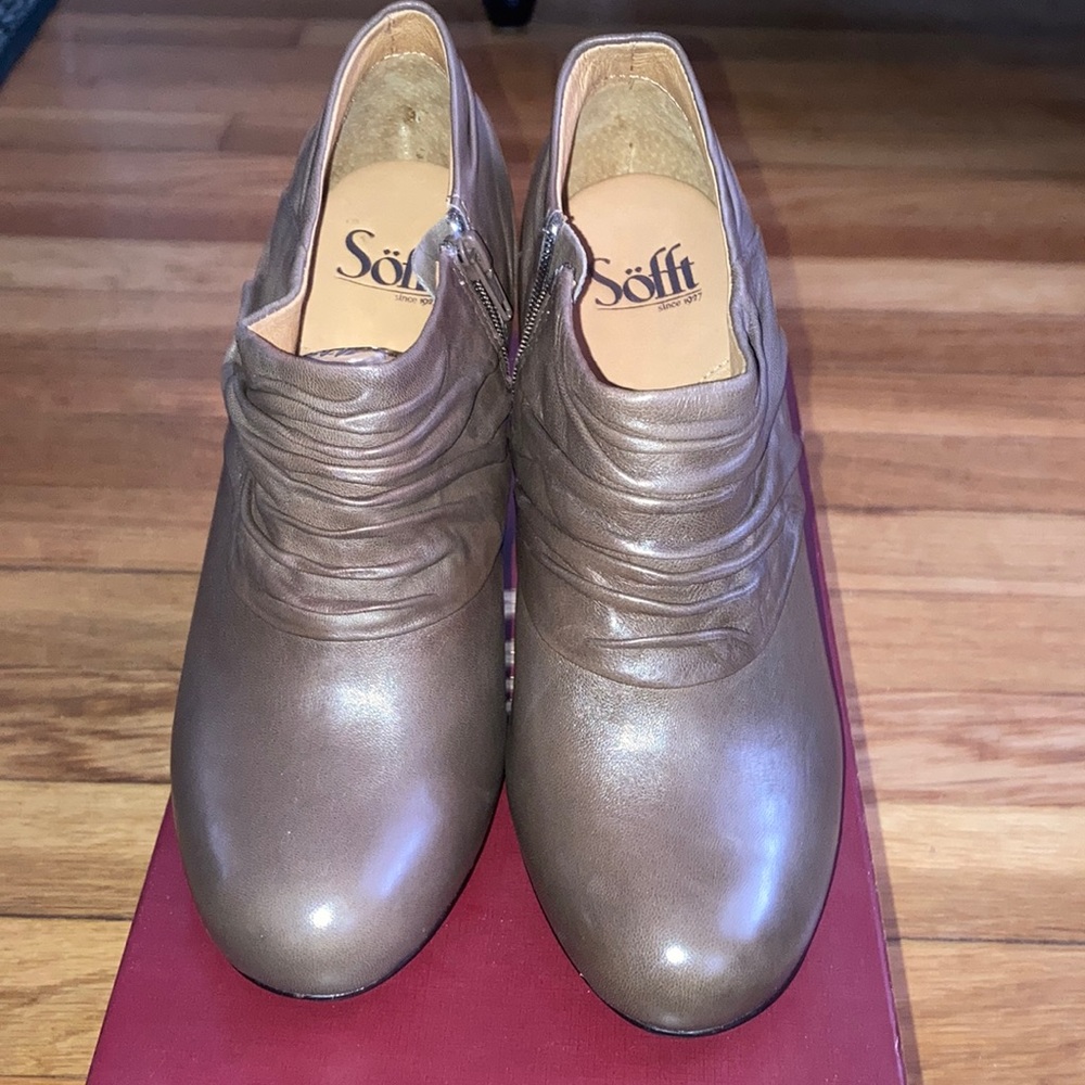 Sofft Brown Booties
